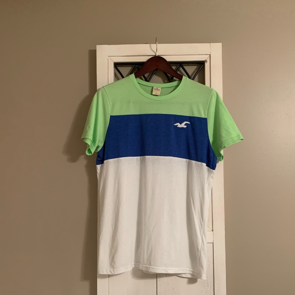 Hollister T-Shirt